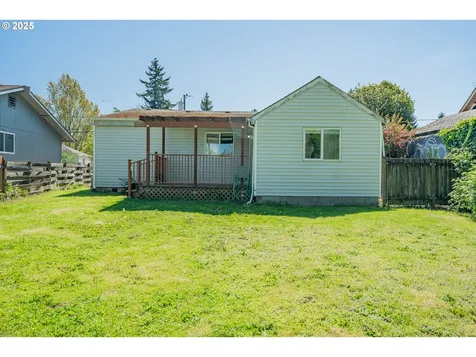 5037 NE Alberta Street Portland OR 97218