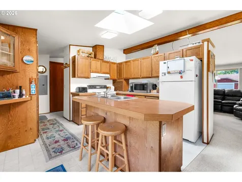 7115 Ortelius Drive Ilwaco WA 98624