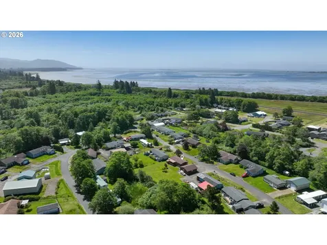 7115 Ortelius Drive Ilwaco WA 98624