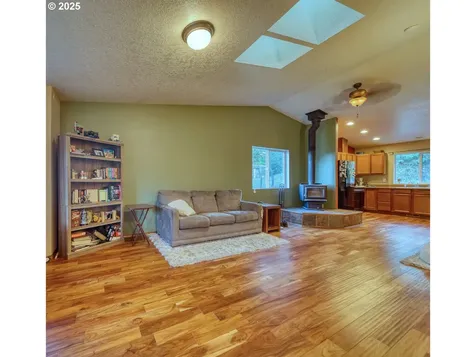 29502 Old Rainier Road Rainier OR 97048