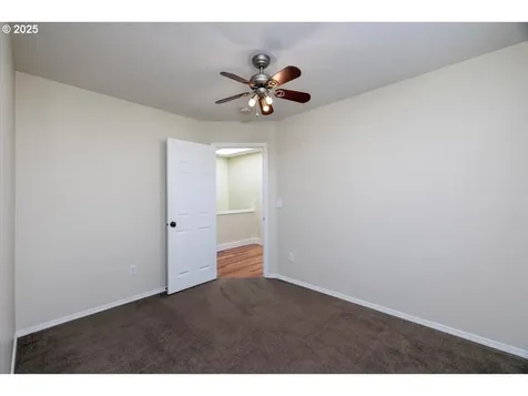 6335 NE Marina Court Hillsboro OR 97124