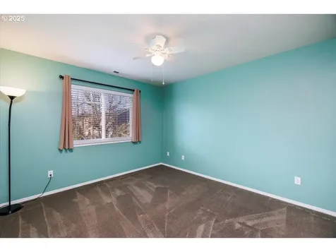 6335 NE Marina Court Hillsboro OR 97124