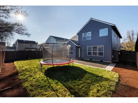 6335 NE Marina Court Hillsboro OR 97124