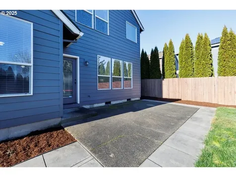 6335 NE Marina Court Hillsboro OR 97124