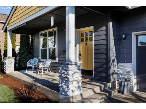 6335 NE Marina Court Hillsboro OR 97124