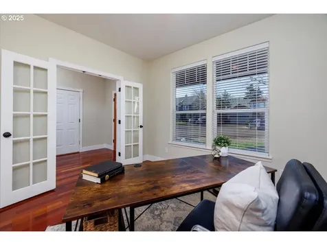 6335 NE Marina Court Hillsboro OR 97124