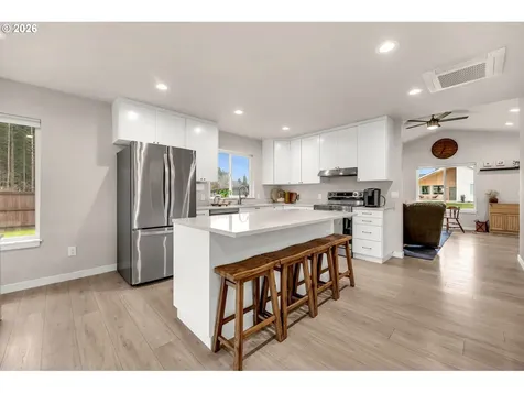 211 W Oak Street Yacolt WA 98675