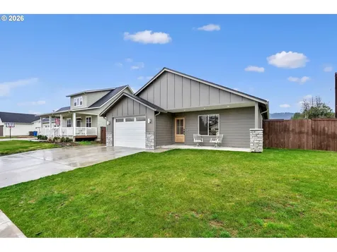 211 W Oak Street Yacolt WA 98675