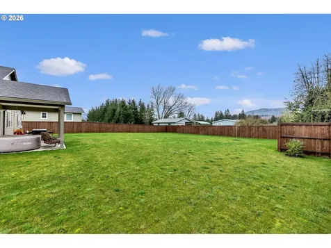 211 W Oak Street Yacolt WA 98675