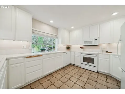 38101 SE Hauglum Road Sandy OR 97055