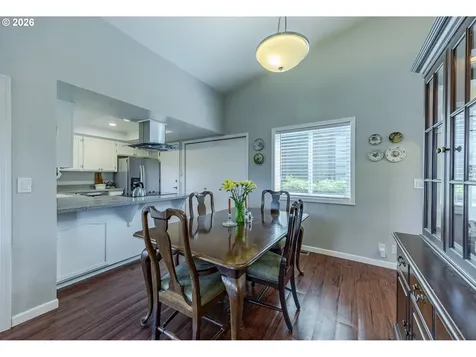 4943 Parsons Avenue Eugene OR 97402
