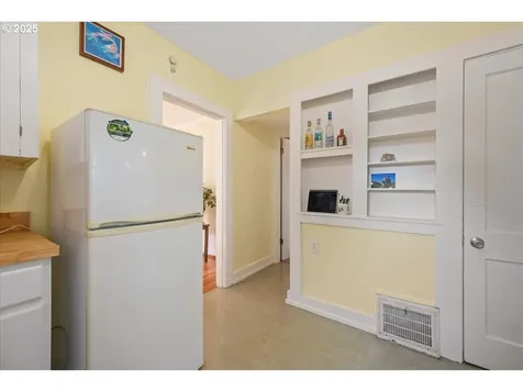 4304 NE 79th Avenue Portland OR 97218