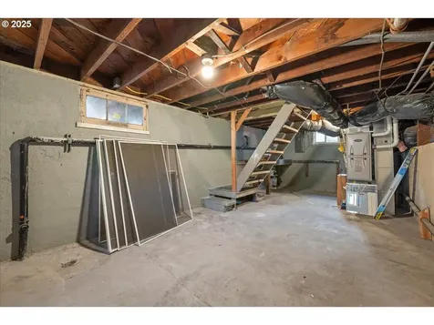 4304 NE 79th Avenue Portland OR 97218