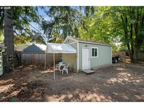 4304 NE 79th Avenue Portland OR 97218