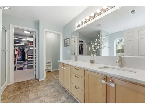 2528 N Roger Smith Drive Newberg OR 97132