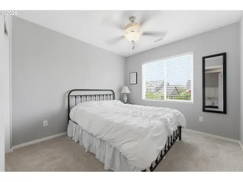 2528 N Roger Smith Drive Newberg OR 97132