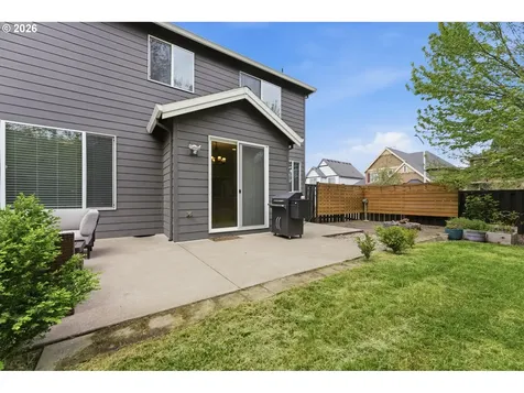 2528 N Roger Smith Drive Newberg OR 97132