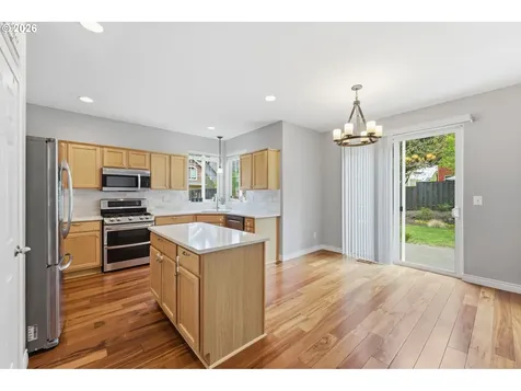 2528 N Roger Smith Drive Newberg OR 97132
