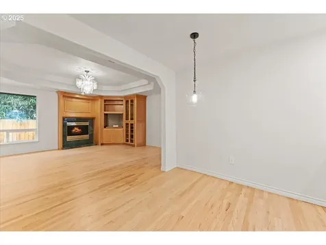 11268 NE Prescott Street Portland OR 97220