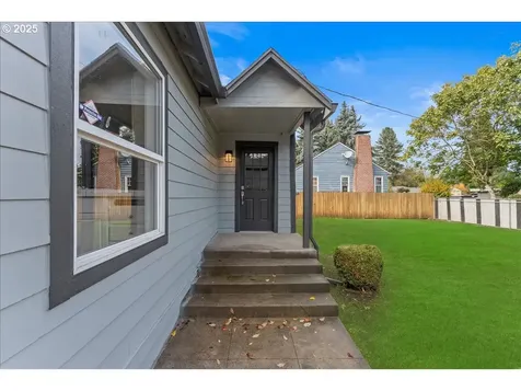 11268 NE Prescott Street Portland OR 97220