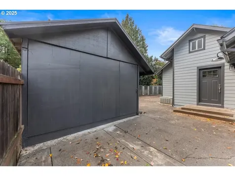 11268 NE Prescott Street Portland OR 97220