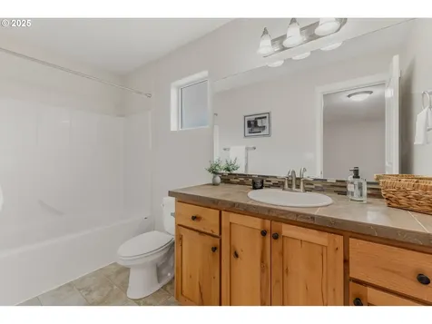 132 N 41st Place Ridgefield WA 98642