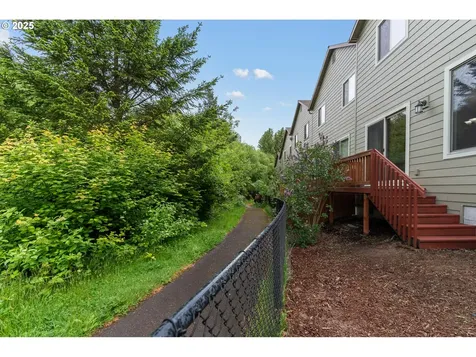 132 N 41st Place Ridgefield WA 98642