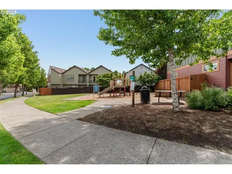 132 N 41st Place Ridgefield WA 98642