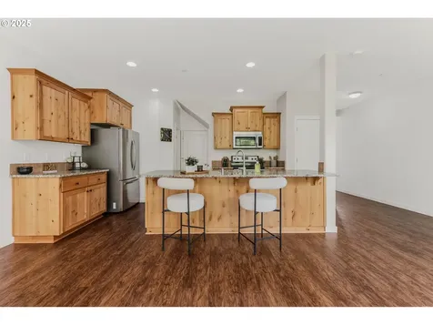 132 N 41st Place Ridgefield WA 98642