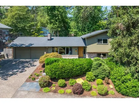 2670 E Windsor Circle Eugene OR 97405