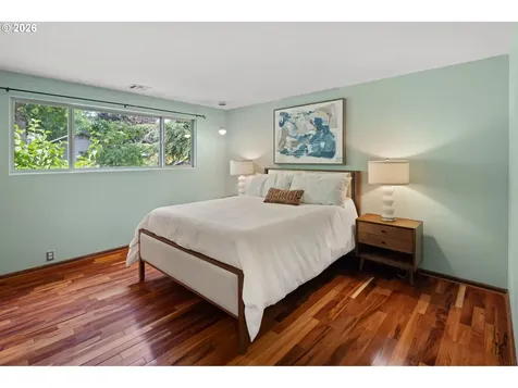 2670 E Windsor Circle Eugene OR 97405