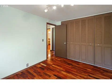 2670 E Windsor Circle Eugene OR 97405