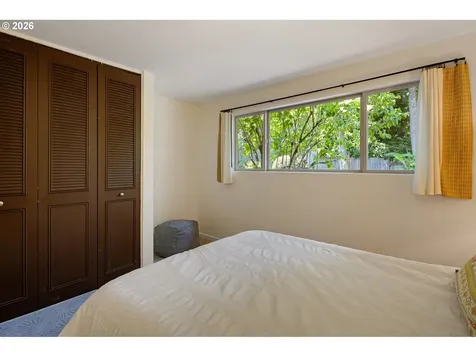 2670 E Windsor Circle Eugene OR 97405
