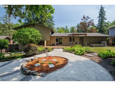 2670 E Windsor Circle Eugene OR 97405