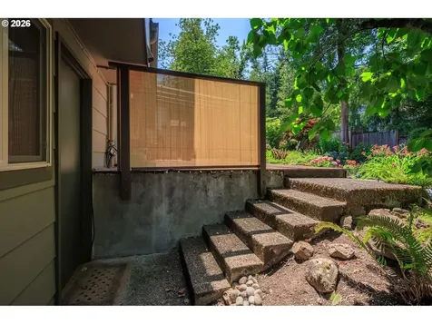 2670 E Windsor Circle Eugene OR 97405