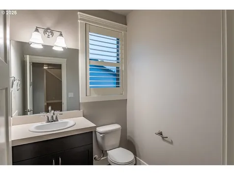 4407 N Ridgefield Woods Drive Ridgefield WA 98642