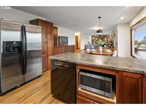 410 Pleasant Avenue Astoria OR 97103