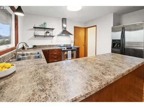 410 Pleasant Avenue Astoria OR 97103