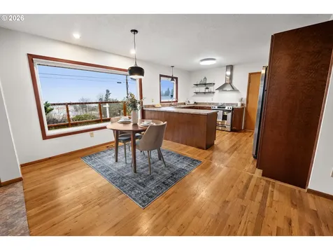 410 Pleasant Avenue Astoria OR 97103