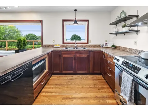 410 Pleasant Avenue Astoria OR 97103