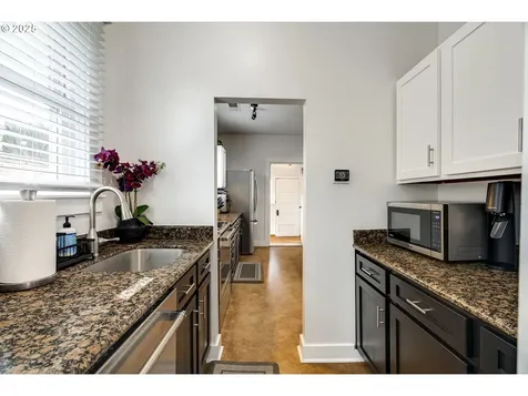 3405 SE 9th Avenue Portland OR 97202