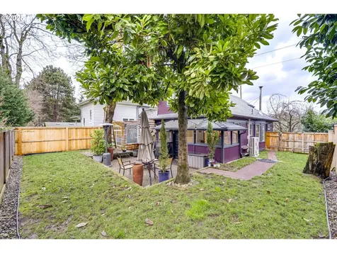 3405 SE 9th Avenue Portland OR 97202