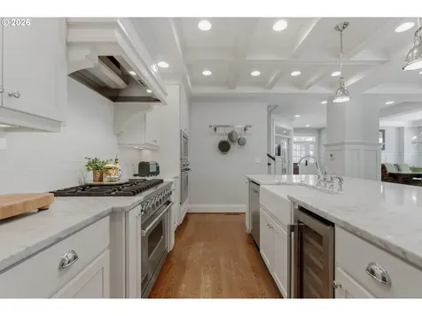 558 6th Street Lake Oswego OR 97034