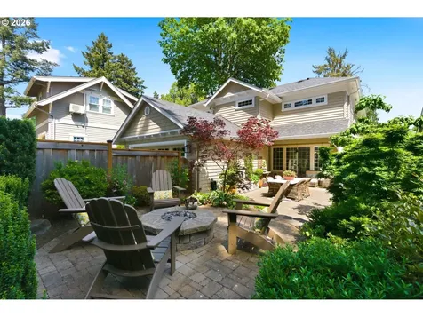 558 6th Street Lake Oswego OR 97034