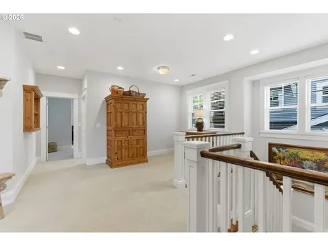 558 6th Street Lake Oswego OR 97034