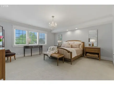 558 6th Street Lake Oswego OR 97034