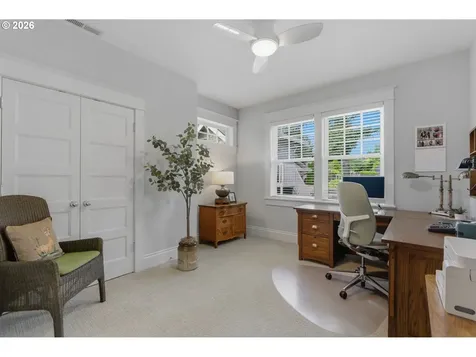 558 6th Street Lake Oswego OR 97034
