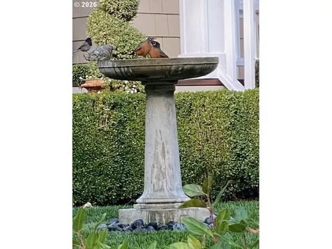 558 6th Street Lake Oswego OR 97034