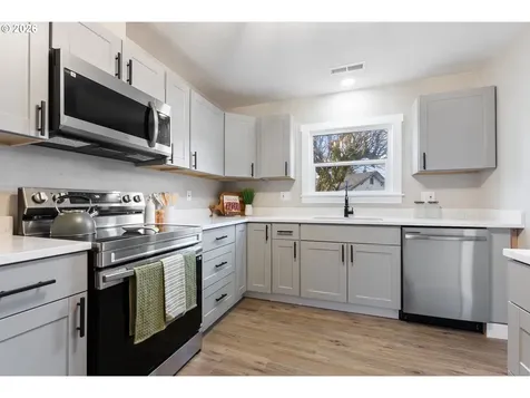 6414 SE 144th Lane Portland OR 97236