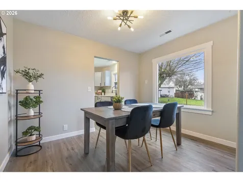 6414 SE 144th Lane Portland OR 97236